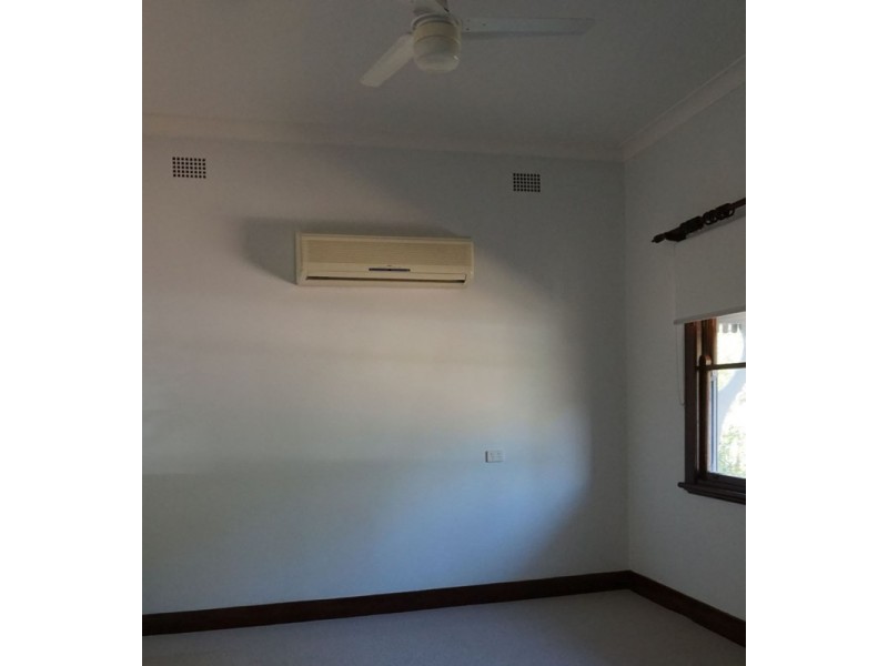 21 High Street, East Maitland NSW 2323