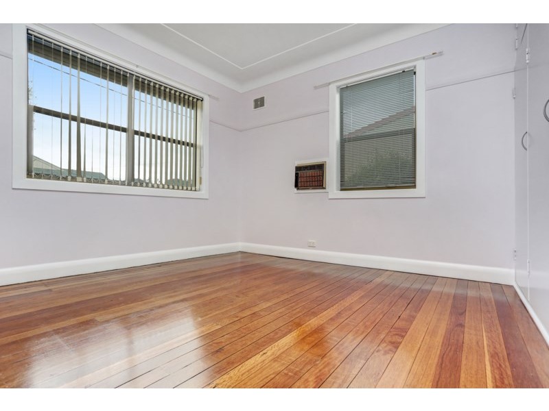 66 Porter Avenue, East Maitland NSW 2323