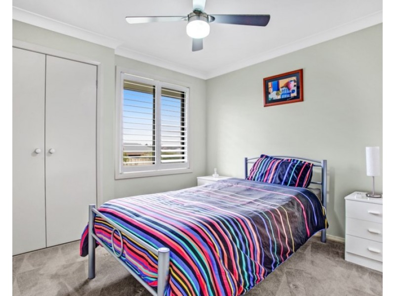 1 York Place, Raworth NSW 2321