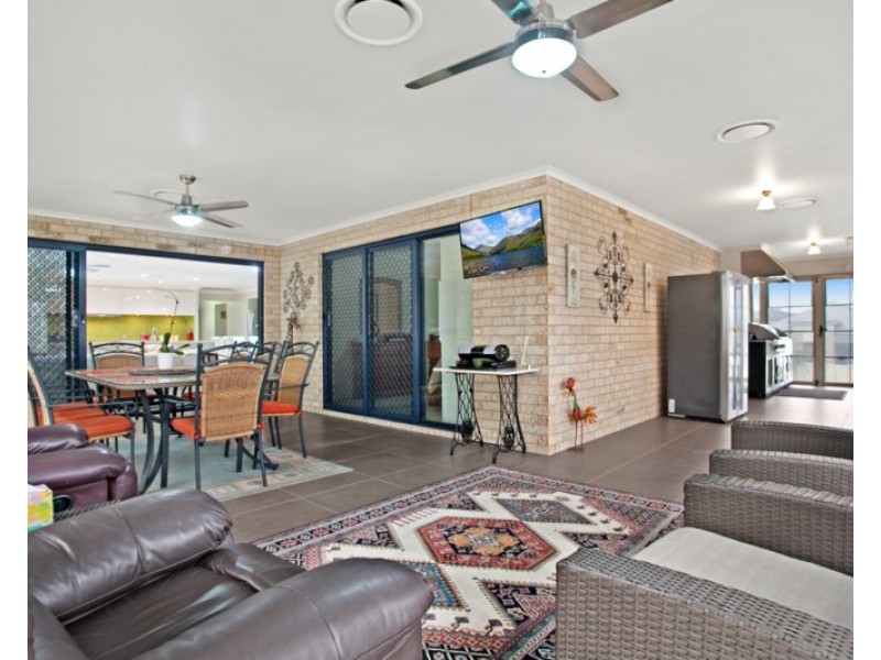 1 York Place, Raworth NSW 2321