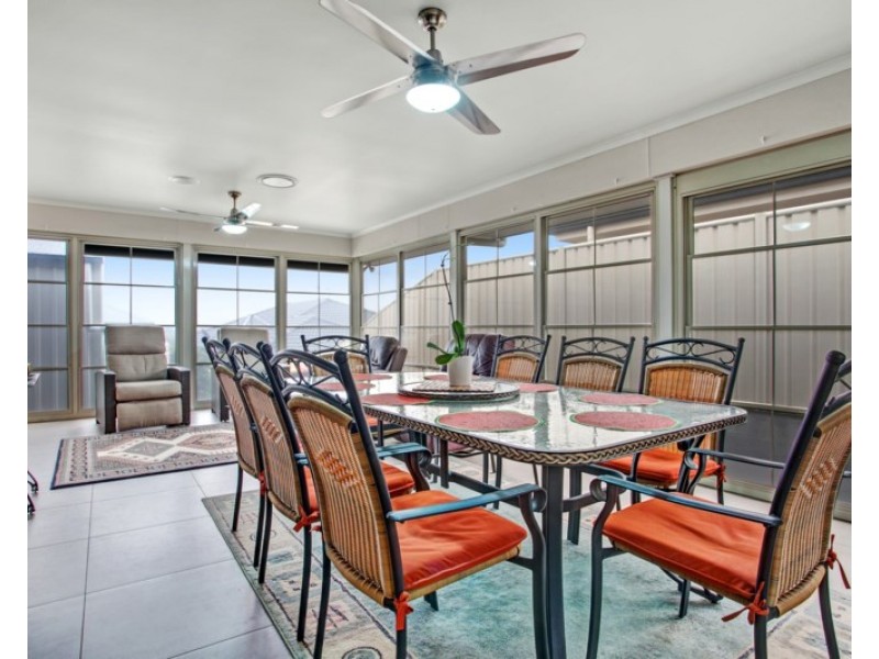 1 York Place, Raworth NSW 2321