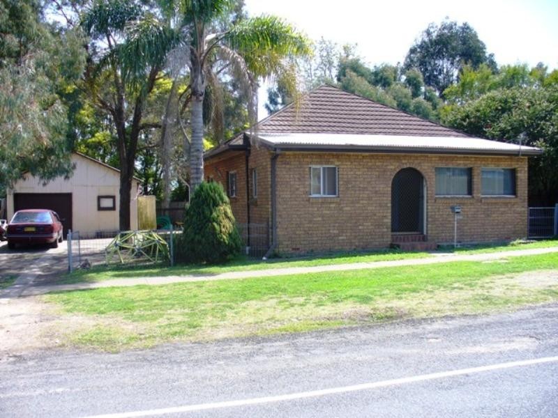 6 Water Street, Greta NSW 2334