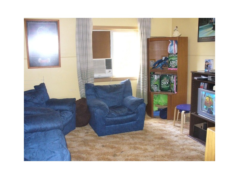 6 Water Street, Greta NSW 2334