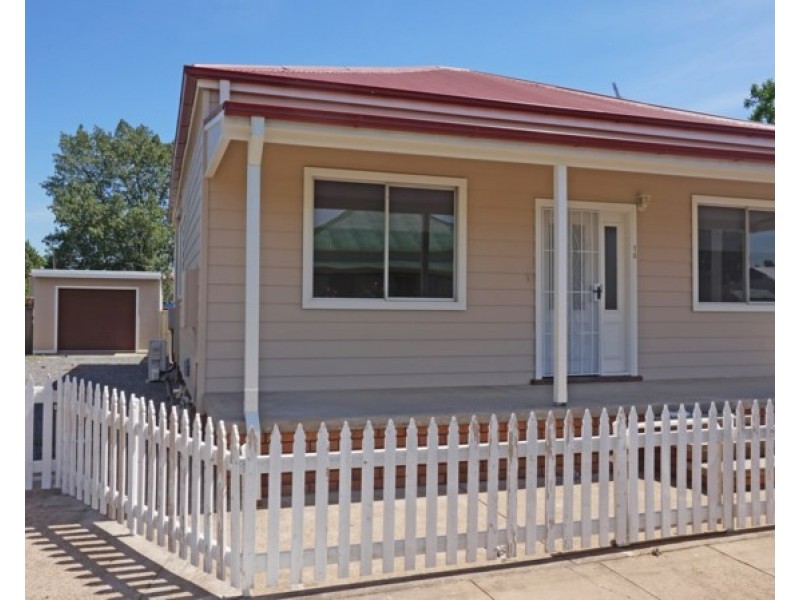16 Ward Street, Maitland NSW 2320