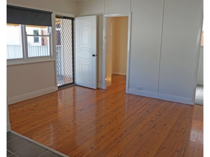 16 Ward Street, Maitland NSW 2320