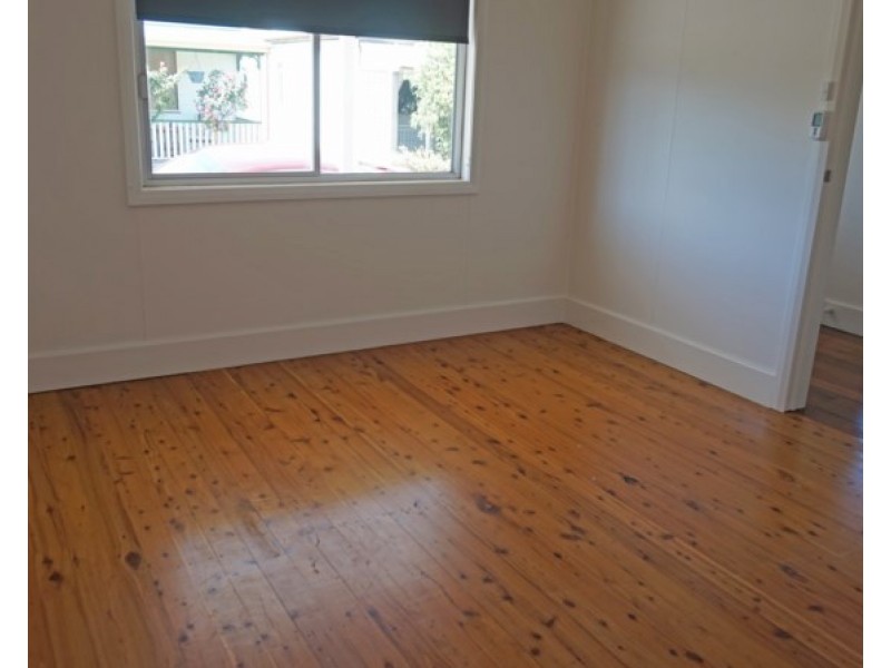16 Ward Street, Maitland NSW 2320