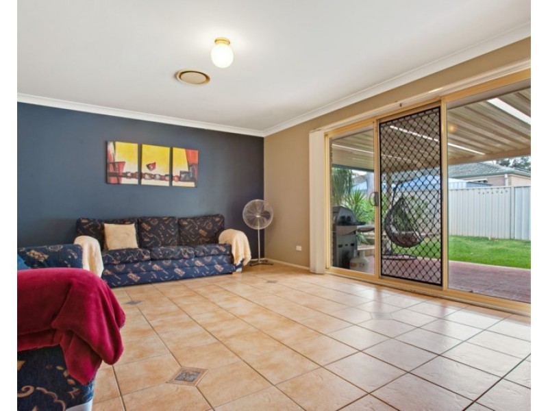 73 Schanck Drive, Metford NSW 2323