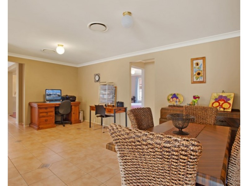 73 Schanck Drive, Metford NSW 2323