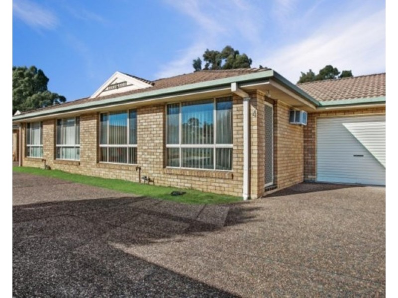 4/6 Justine Parade, Rutherford NSW 2320