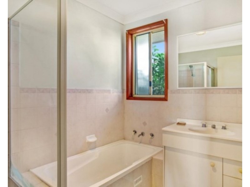 4/6 Justine Parade, Rutherford NSW 2320