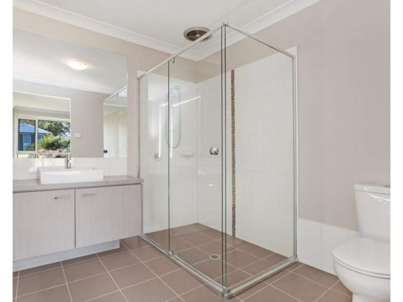 10 Dianella Way, Aberglasslyn NSW 2320