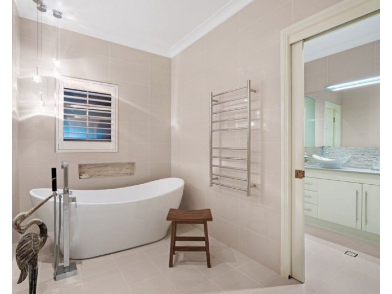 18 Rosebank Drive, Wallalong NSW 2320