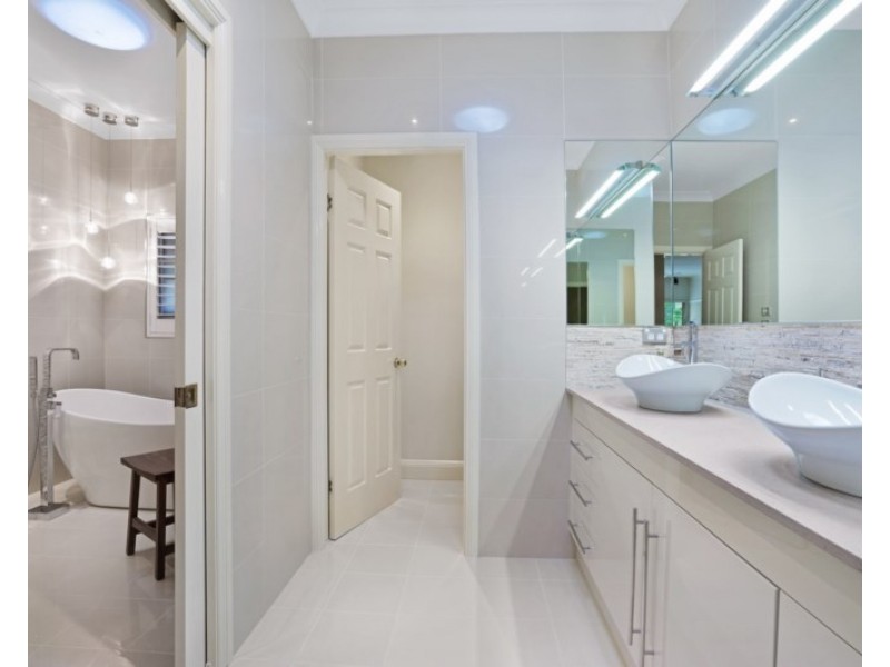 18 Rosebank Drive, Wallalong NSW 2320