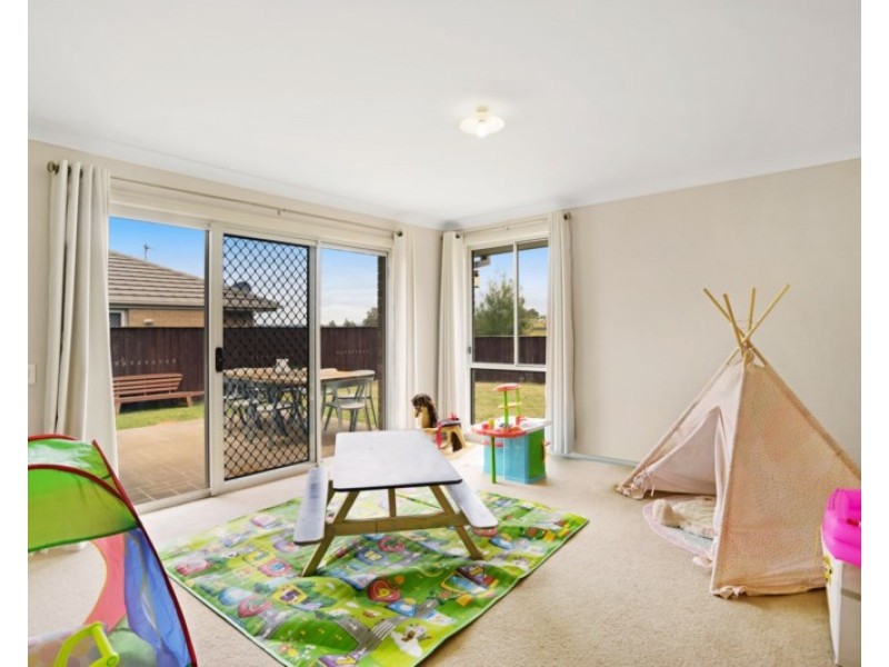 80 Horizon Street, Gillieston Heights NSW 2321