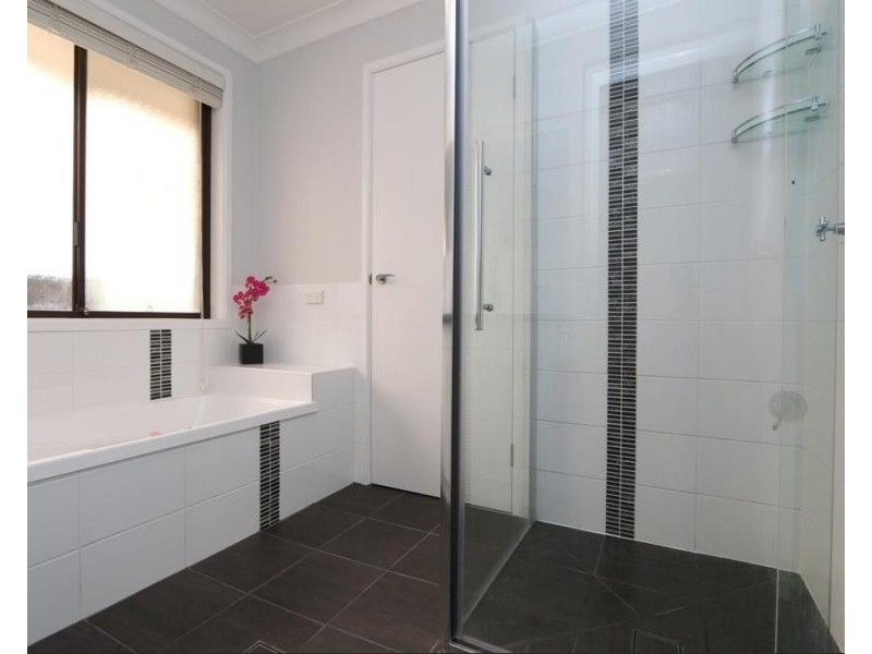 8 Daydream Close, Ashtonfield NSW 2323