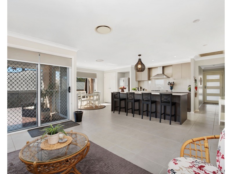 21 Redgum Circuit, Aberglasslyn NSW 2320