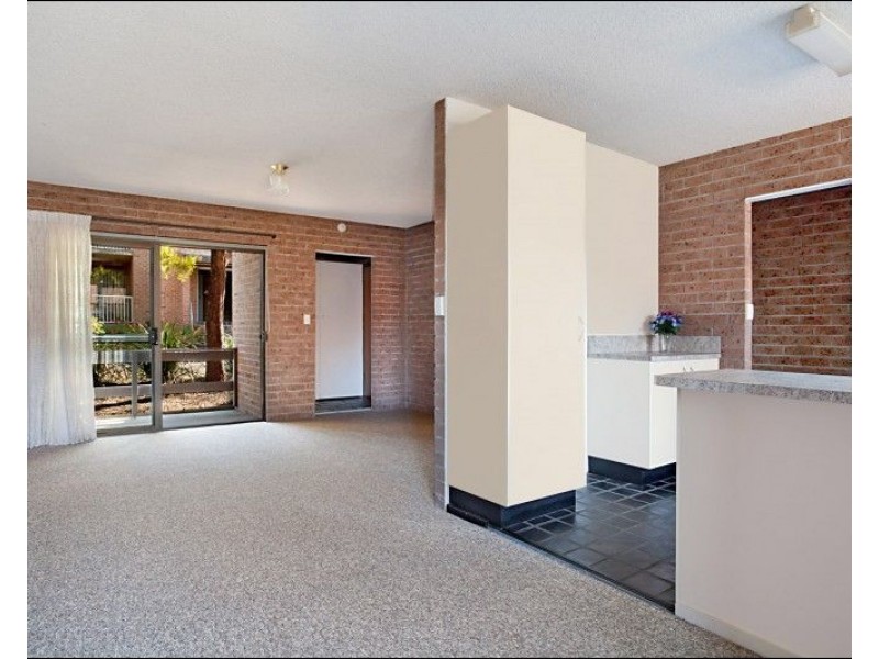 2/17 Skilton Avenue, East Maitland NSW 2323