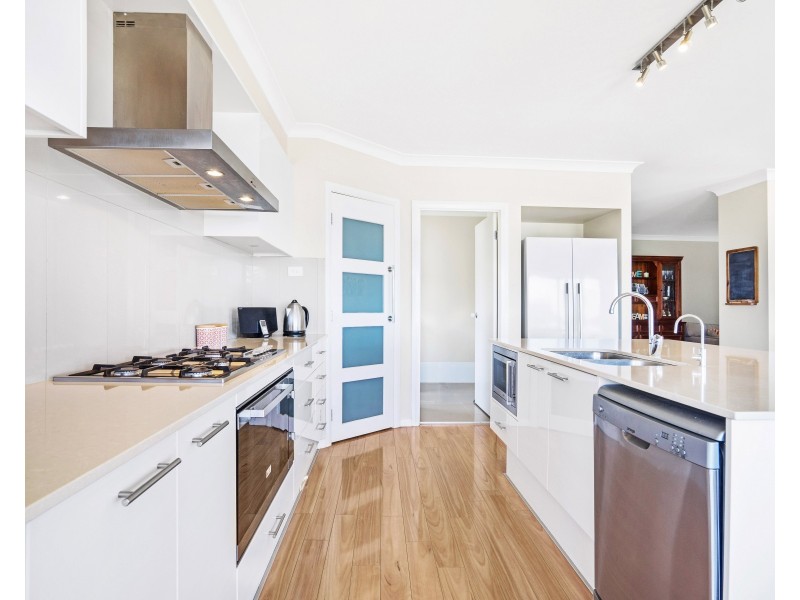 15 York Place, Raworth NSW 2321