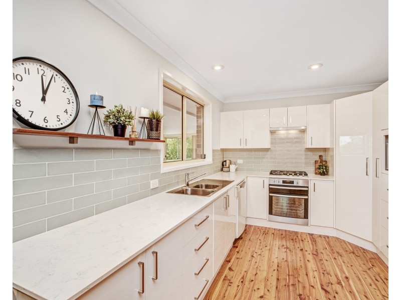 2 Doran Close, Thornton NSW 2322