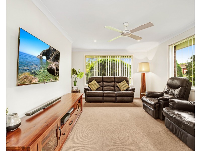 2 Doran Close, Thornton NSW 2322