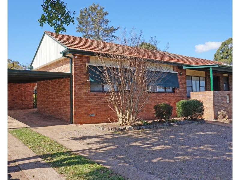 8 Chambers Street, East Maitland NSW 2323