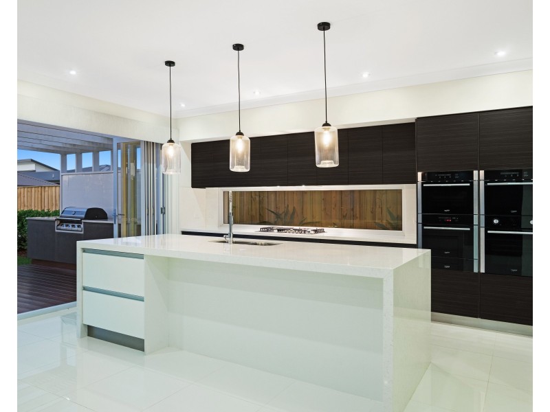 1 Grand Parade, Rutherford NSW 2320