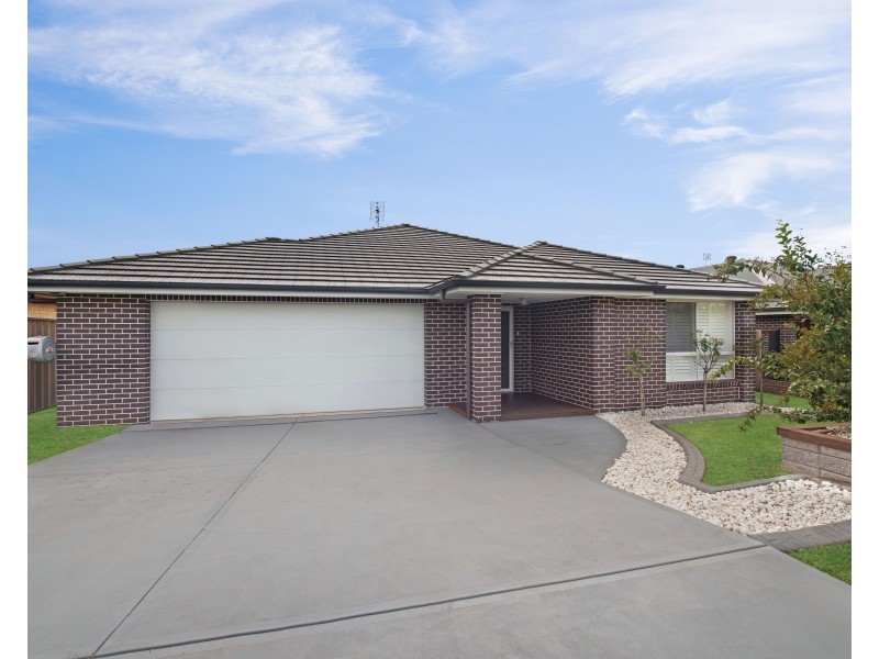 17 Woodhurst Street, Largs NSW 2320