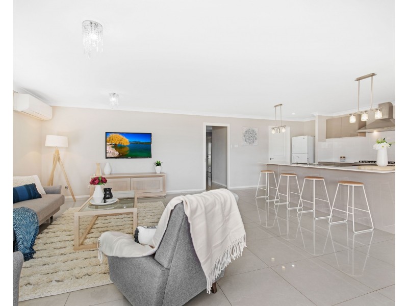 17 Woodhurst Street, Largs NSW 2320