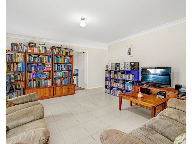 75 Redgum Circuit, Aberglasslyn NSW 2320