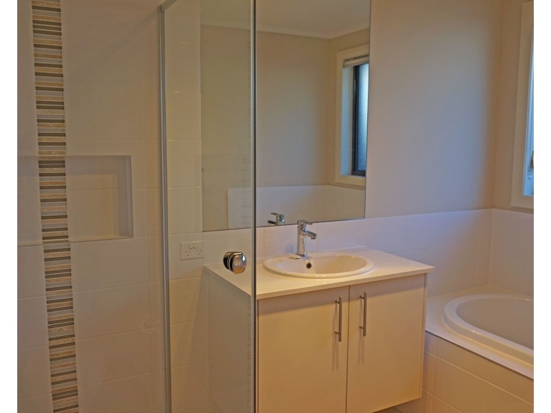 7 Golden Whistler Avenue, Aberglasslyn NSW 2320