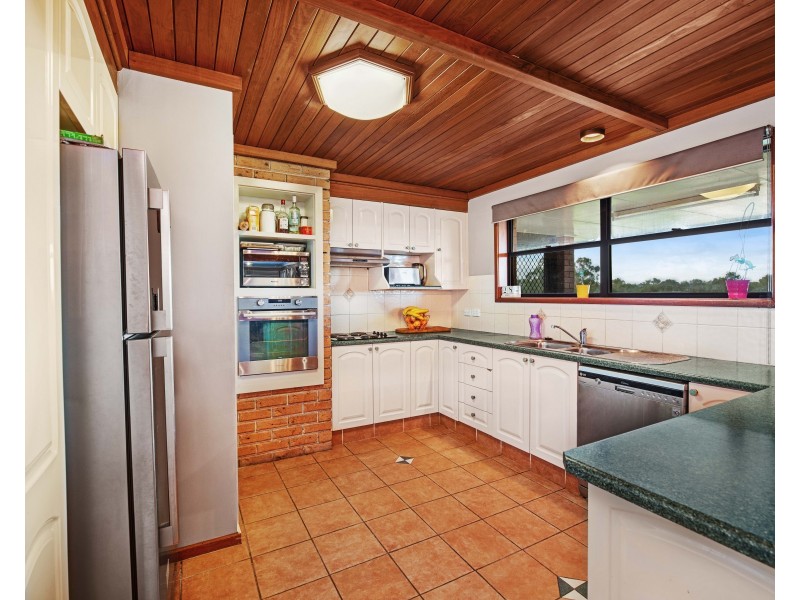 32 Falkiner Crescent, Singleton Heights NSW 2330