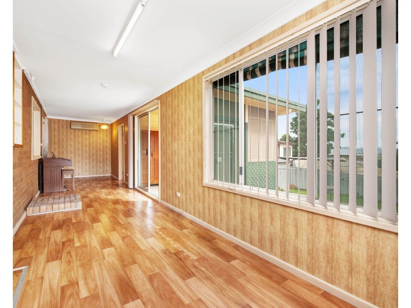 4 Howarth Street, Rutherford NSW 2320