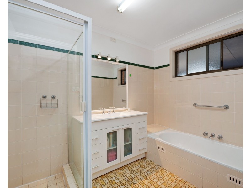 32 Main Road, Heddon Greta NSW 2321