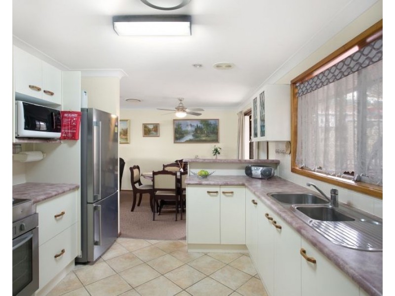 4 Hanson Close, East Maitland NSW 2323