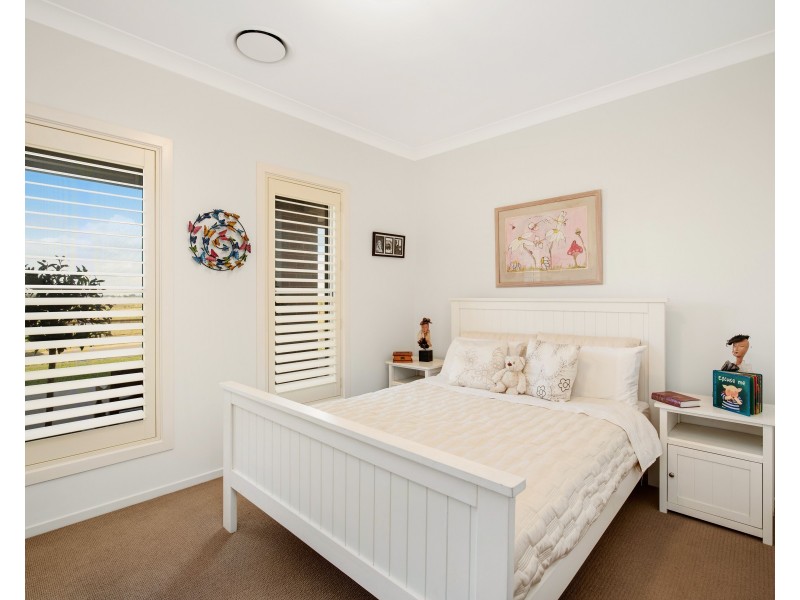 3 Arran Circuit, Largs NSW 2320