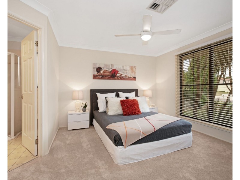 8 Stanley Close, Bolwarra Heights NSW 2320