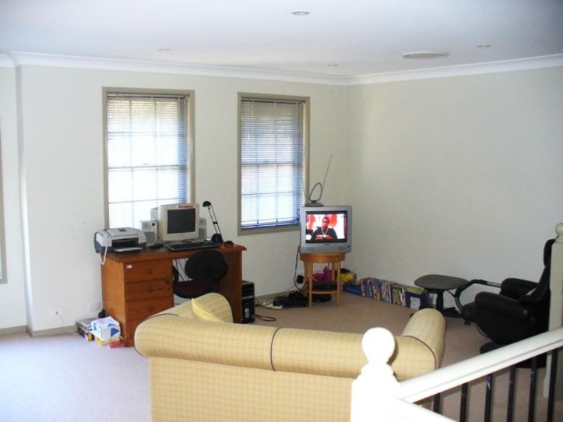 9 Barrington Grove, Thornton NSW 2322