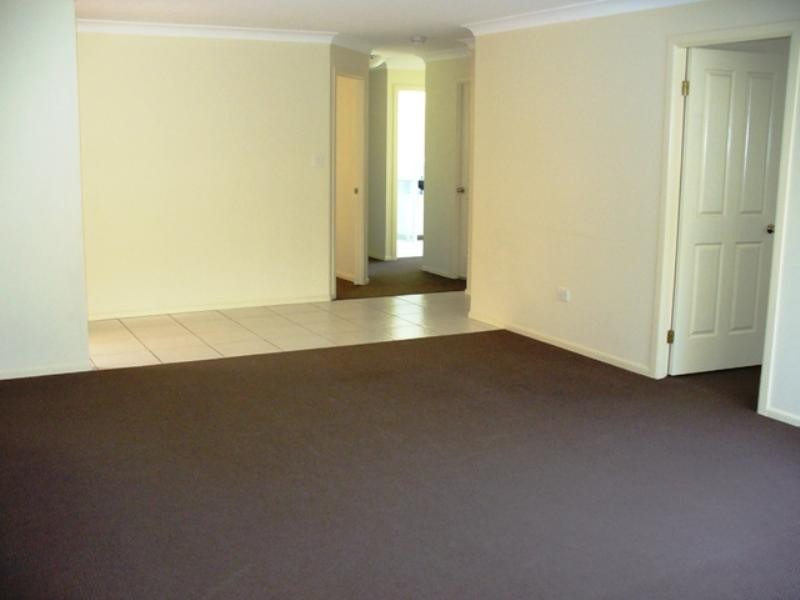 61B Squadron Crescent, Rutherford NSW 2320