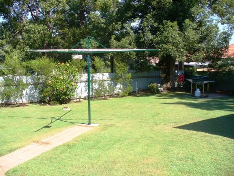 18 Hiland Crescent, East Maitland NSW 2323