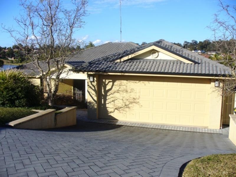 11 Lochend Circuit, East Maitland NSW 2323