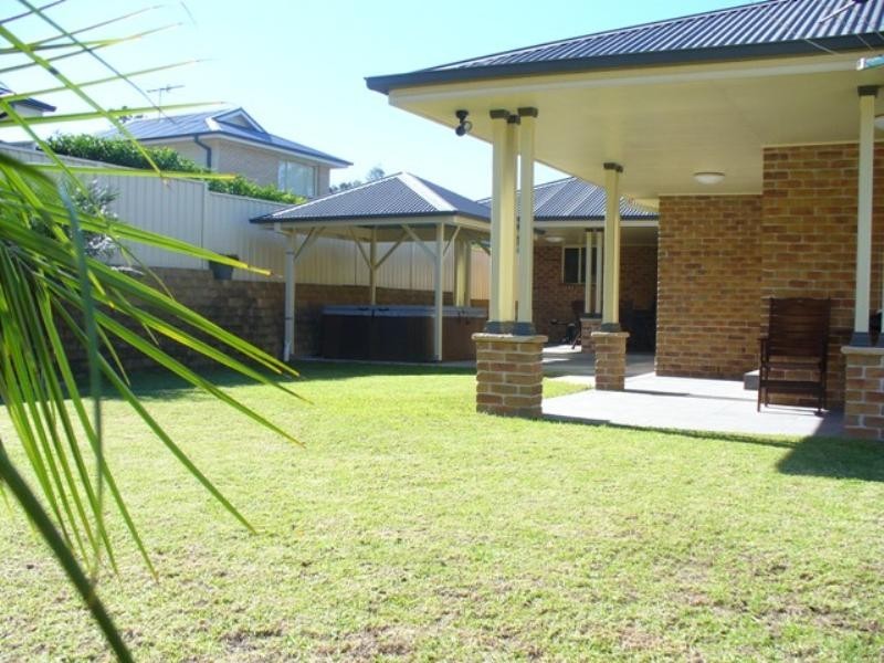 8 Worcester Drive, East Maitland NSW 2323