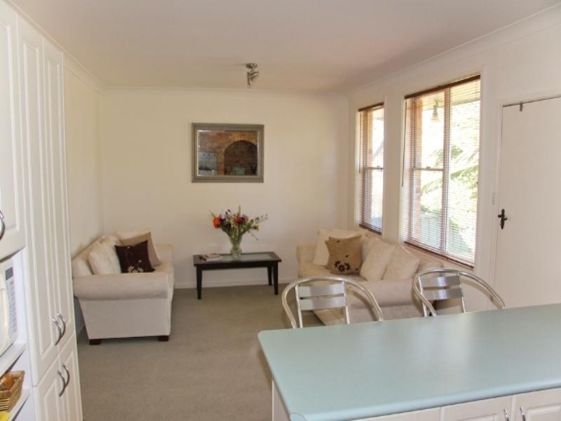 4 Foveaux Crescent, Metford NSW 2323