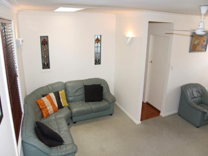 4 Foveaux Crescent, Metford NSW 2323