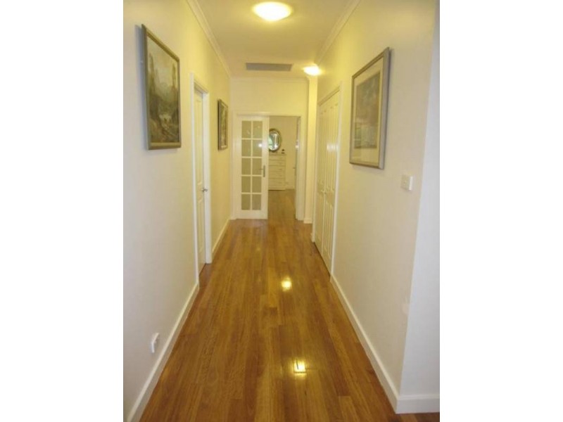 2 Regal Place, Seaham NSW 2324