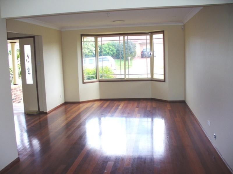 34 John Verge Avenue, Rutherford NSW 2320