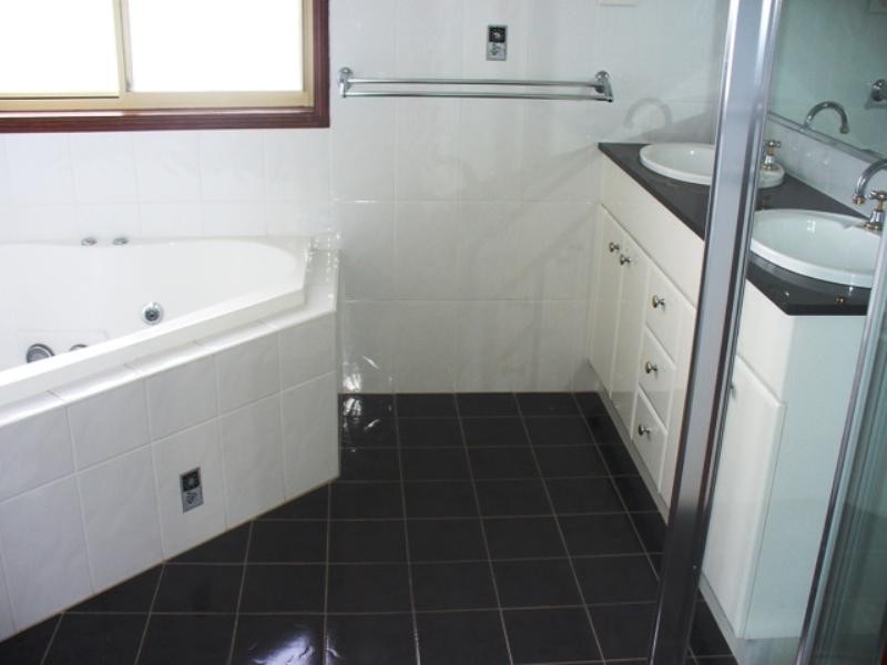 34 John Verge Avenue, Rutherford NSW 2320