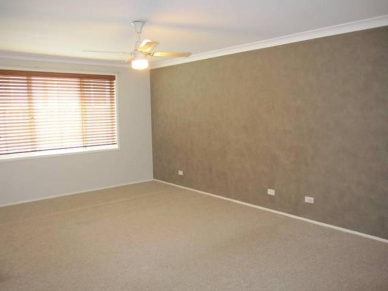 43 Galway Bay Drive, Ashtonfield NSW 2323
