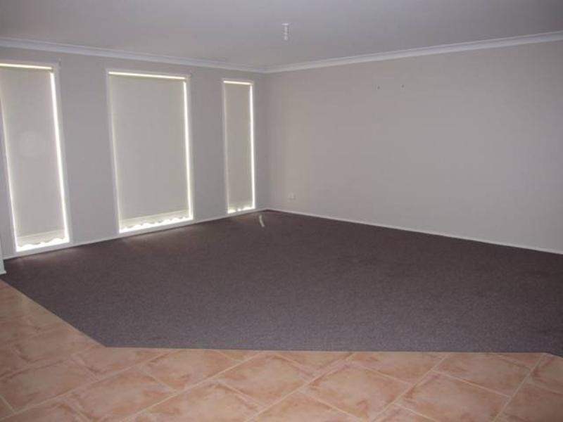 43 Galway Bay Drive, Ashtonfield NSW 2323