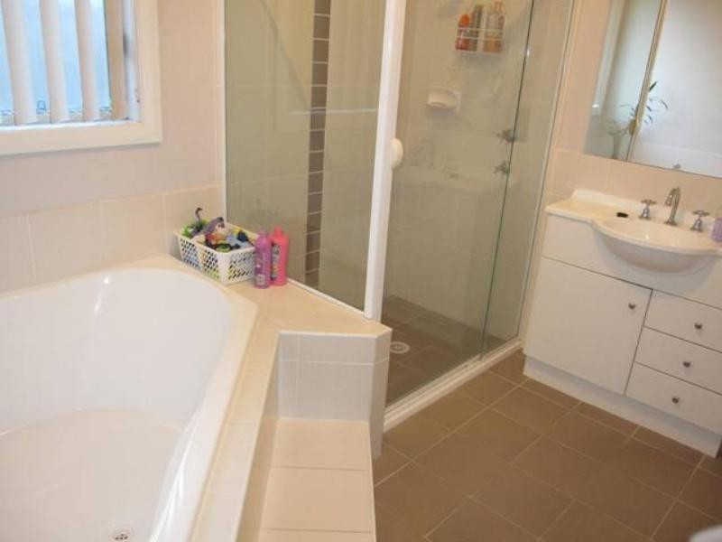 66 Canterbury Drive, Morpeth NSW 2321