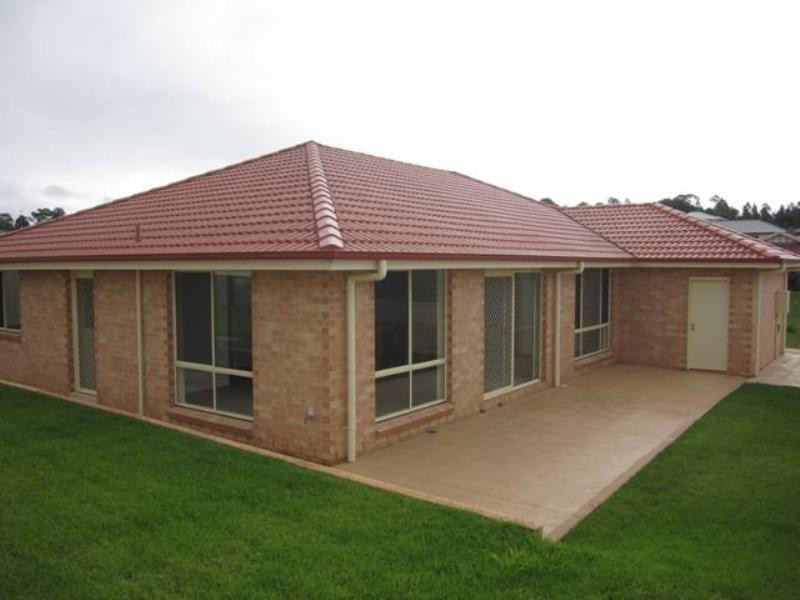 51 Canterbury Drive, Morpeth NSW 2321